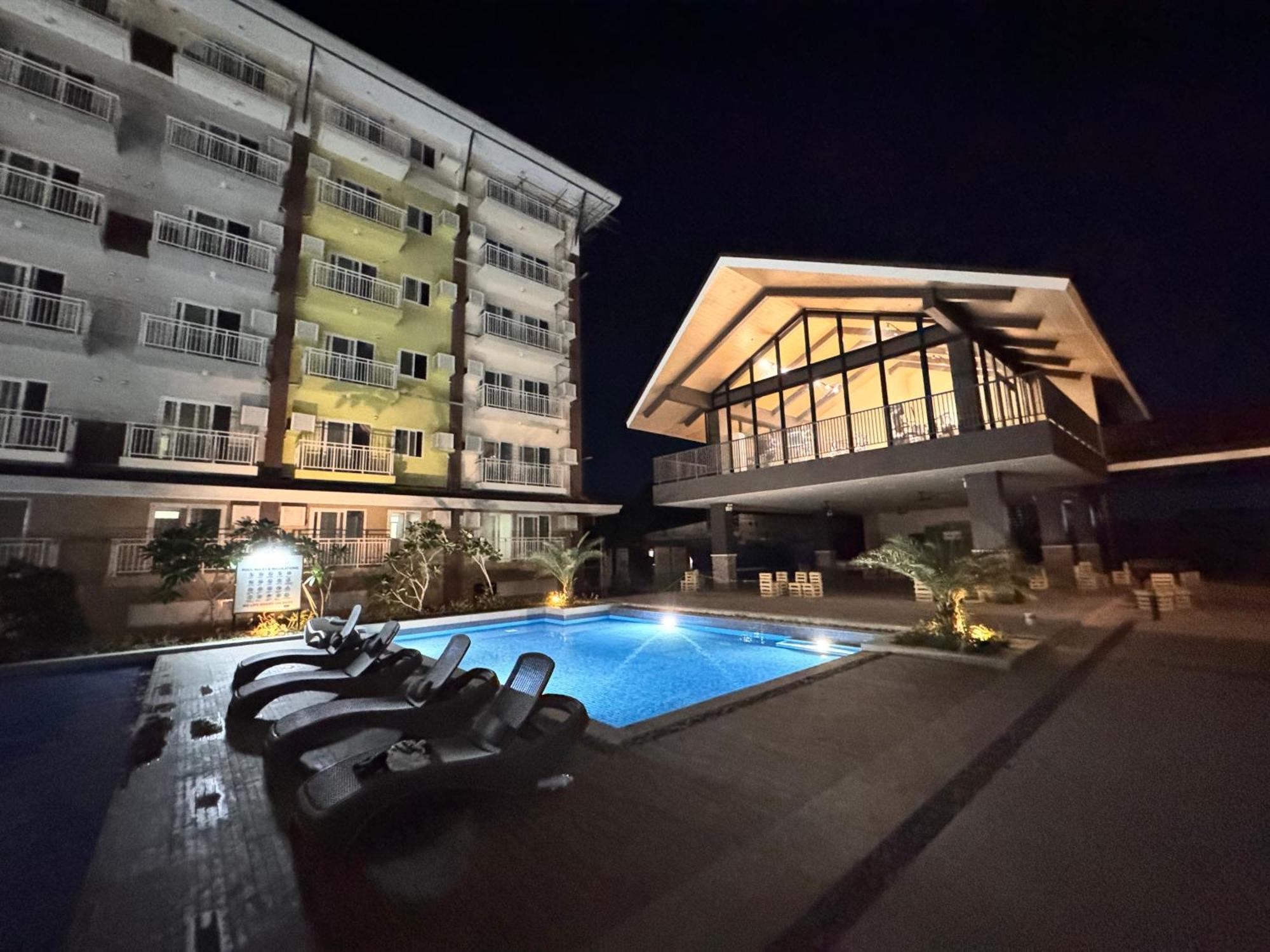 Ania Rooms@Amani Grand Residences Near Airport Мактан Екстериор снимка